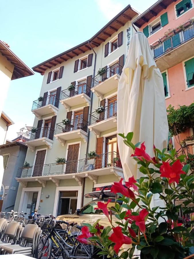 Casa Nataly Bed and Breakfast Torbole Sul Garda Exterior foto