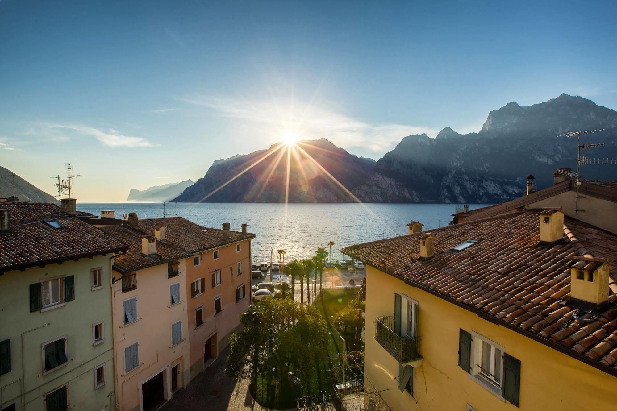 Casa Nataly Bed and Breakfast Torbole Sul Garda Exterior foto